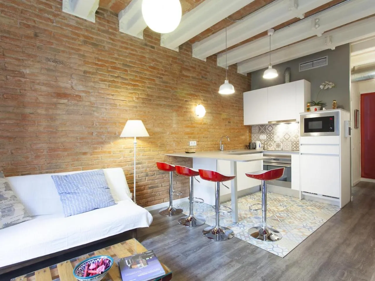 Apartment Elkano Barcelona 0*,  Spain